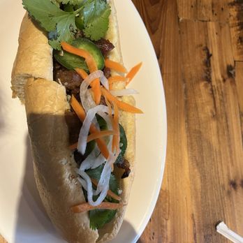 Saigon Rolls - Vietnamese Near Me - Alexandria, Virginia