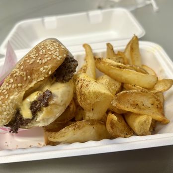 8 Bit Bites - -Mini Boss Burger- - Arcades Near Me - Centereach, New York