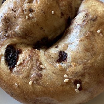 Boichik Bagels - Cinnamon raisin - Bagels Near Me - Berkeley, California Boichik Bagels - Cinnamon raisin - Bagels Near Me - Berkeley, California