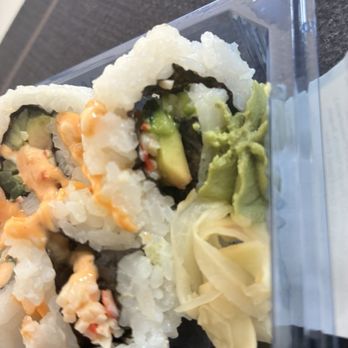 Sprouts Farmers Market - $5 sushi not great - Grocery Near Me - Paramount, California