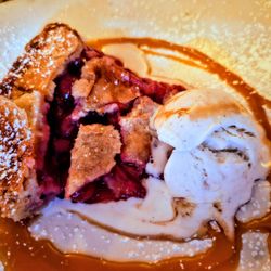 Chappie's - Cherry Pie w/Dulce de Leche Ice Cream