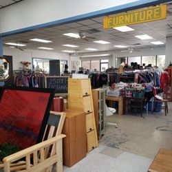 Frugal Coyote Boutique & Resale Shop - This photo does not really do the store justice. They have nice clothing, housewares, jewelry, dishes, and home decor.