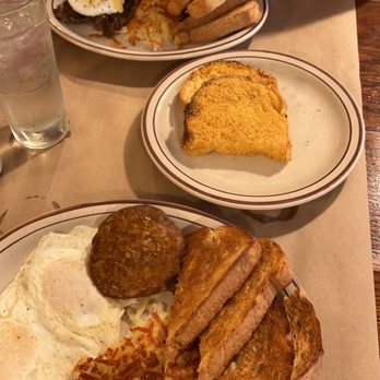 B & B Dockside - Breakfast with soupy. Lol - Burgers Near Me - Westerly, Rhode Island