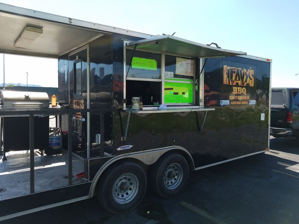 Food from Heavys BBQ Food Truck