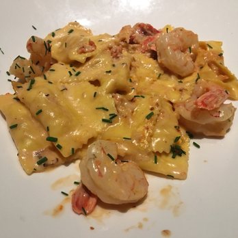 Yard House - New American Near Me - Costa Mesa, California