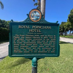 Royal Poinciana Hotel