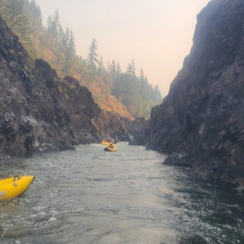 OARS Rogue River Rafting - Rafting/Kayaking Near Me - Grants Pass, Oregon