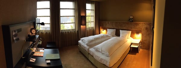 25hours Hotel Frankfurt The Goldman by null