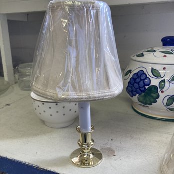 New Bees Thrift Store - Lamps - Thrift Stores Near Me - Buena Vista, Colorado