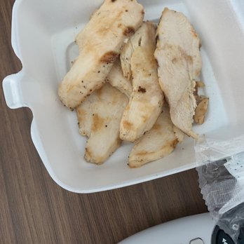 Avocados Restaurant - Side of grilled chicken instead of grilled chicken sandwich - New American Near Me - Gainesville, Georgia