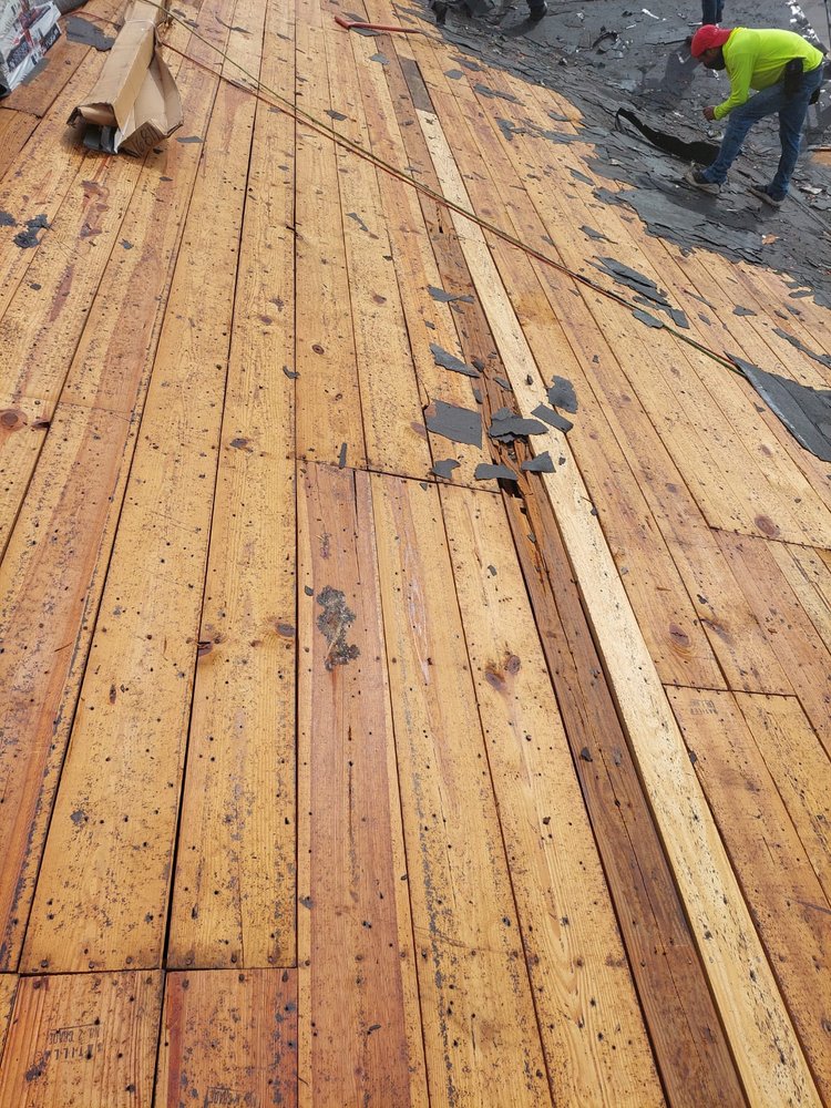 Slide of Sun Island Contractors