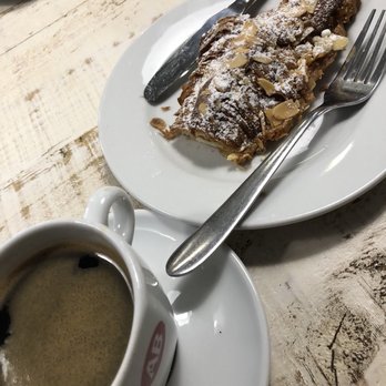 Pan y Più - Bakeries Near Me - Seville, SE Pan y Più - Bakeries Near Me - Seville, SE