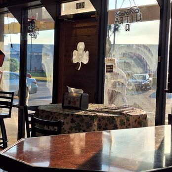 Brunswick Wee Pub - Irish Near Me - Brunswick, Georgia