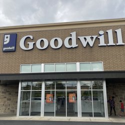 Goodwill Retail Store of Middle Tennessee - Outside