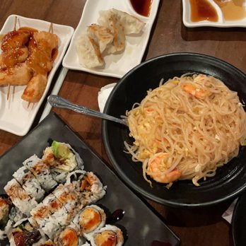 Rakuzen - Sushi Bars Near Me - Brooklyn, New York Rakuzen - Sushi Bars Near Me - Brooklyn, New York