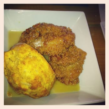 Salty Sow - Fried Chicken, honey and sweet potato biscuit - American Near Me - Austin, Texas Salty Sow - Fried Chicken, honey and sweet potato biscuit - American Near Me - Austin, Texas