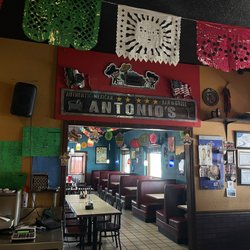 Antonios Mexican Restaurante - Inside!