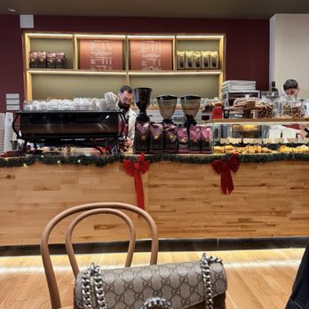 Charlotte Cafe - Coffee & Tea Near Me - New York, New York