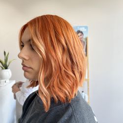 Salon East