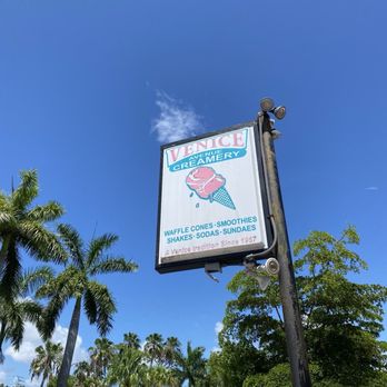 Venice Avenue Creamery - Ice Cream & Frozen Yogurt Near Me - Venice, Florida Venice Avenue Creamery - Ice Cream & Frozen Yogurt Near Me - Venice, Florida