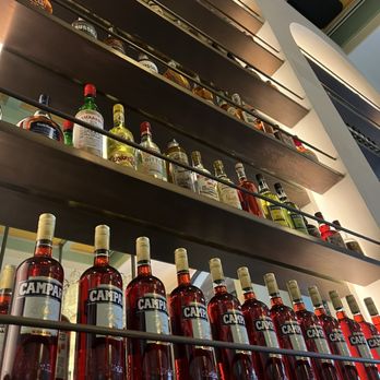 Marisi - Bar area - Italian Near Me - La Jolla, California