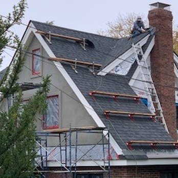 W oliveira construction - Roofing Near Me - Leominster, Massachusetts