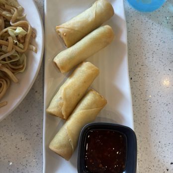 Pan Dumpling House - Veggie eggrolls - Chinese Near Me - Corona, California Pan Dumpling House - Veggie eggrolls - Chinese Near Me - Corona, California
