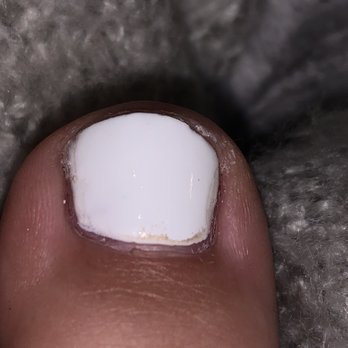 Benitoite Nails & Spa - Big toe - Nail Salons Near Me - Tigard, Oregon