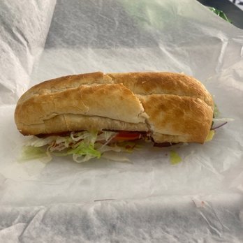 Harry's Sandwich Shop - Torpedo sandwich!! Really good place! Delish sandwich highly recommended if you come visit Chicago! - Sandwiches Near Me - Chicago, Illinois