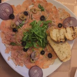 Restaurant&Pub First - Lachscarpaccio