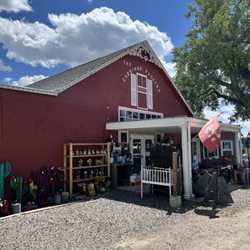 The Carriage Shoppes - Outside