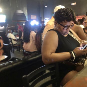 MJ'S Lounge - Soul Food Near Me - Pearland, Texas