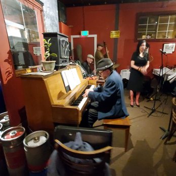 Rite Spot Cafe - Live music (The Cottontails) - Bars Near Me - San Francisco, California Rite Spot Cafe - Live music (The Cottontails) - Bars Near Me - San Francisco, California