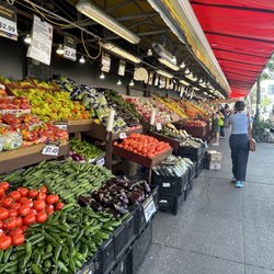 Carnival Fresh Market - Vegetable selection