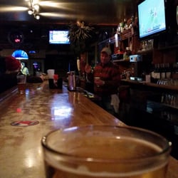 Olde Northender Pub - Down the bar