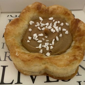 Bar Centro by José Andrés - Dulce de Leche Crusanes Rellenos - Cocktail Bars Near Me - Las Vegas, Nevada Bar Centro by José Andrés - Dulce de Leche Crusanes Rellenos - Cocktail Bars Near Me - Las Vegas, Nevada