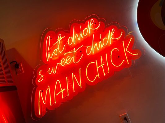 Main Chick by null