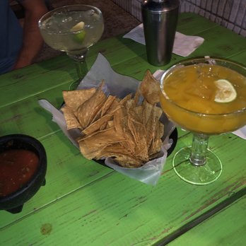 El Cajete - Chips & Sala w/ Lime & Mango Margs - Mexican Near Me - Michigan City, Indiana