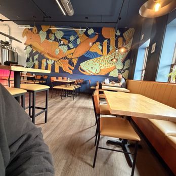 Noble Twist Taphouse - Pizza Near Me - Saugatuck, Michigan Noble Twist Taphouse - Pizza Near Me - Saugatuck, Michigan