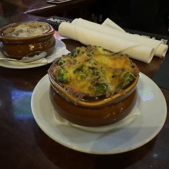 Churchill's - French Onion soup, Broccoli and Bacon Mac and Cheese - Pubs Near Me - Savannah, Georgia Churchill's - French Onion soup, Broccoli and Bacon Mac and Cheese - Pubs Near Me - Savannah, Georgia