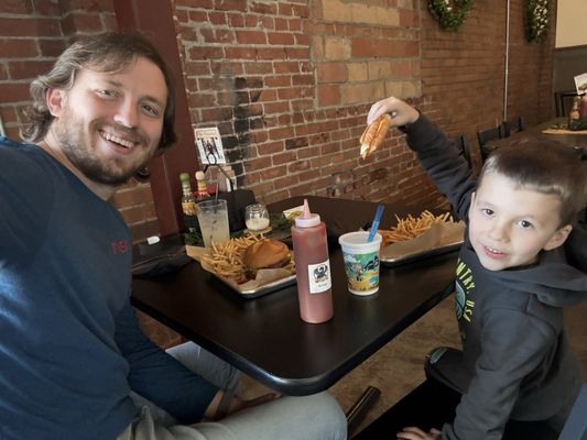 Captain Scurvy's & Black Dragon Den by null