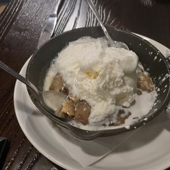 J Law Kitchen & Craft Bar - Chocolate Chip Cookie and Ice Cream Skillet - Breakfast & Brunch Near Me - Danbury, Connecticut J Law Kitchen & Craft Bar - Chocolate Chip Cookie and Ice Cream Skillet - Breakfast & Brunch Near Me - Danbury, Connecticut
