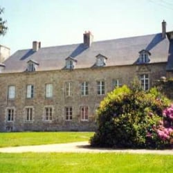 Château des Salles - Château et parc des Salles