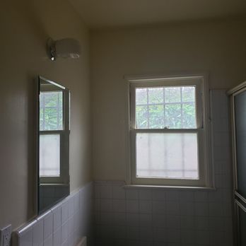 Tidy Painter - Main Bathroom - Painters Near Me Tidy Painter - Main Bathroom - Painters Near Me