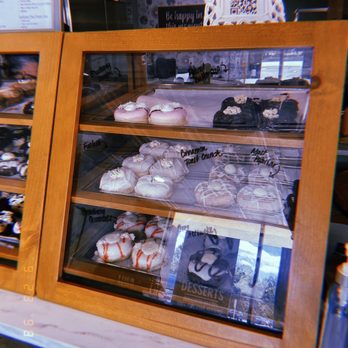 HaleLife Bakery - Vegan Near Me - Tampa, Florida