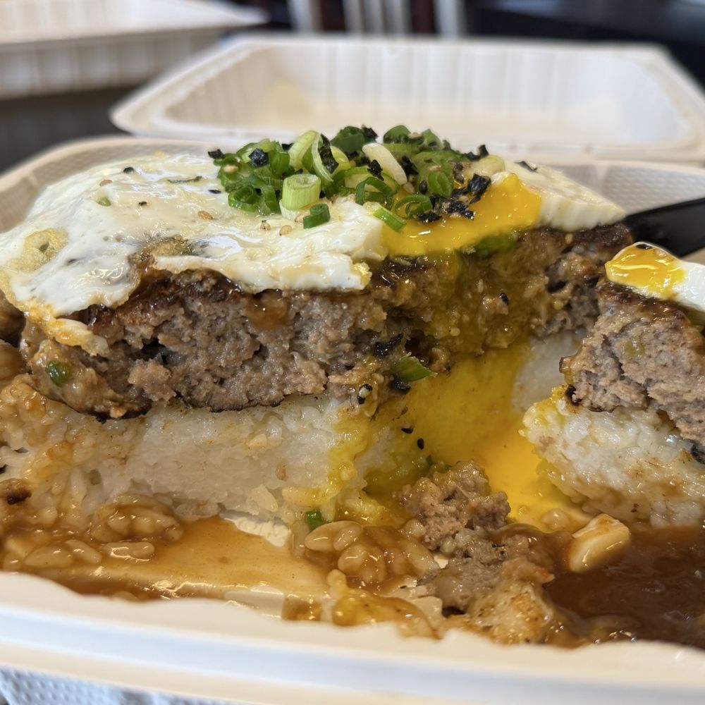 Diamond Head General Store - Loco moco cross section - Hawaiian Near Me - San Bruno, California Diamond Head General Store - Loco moco cross section - Hawaiian Near Me - San Bruno, California