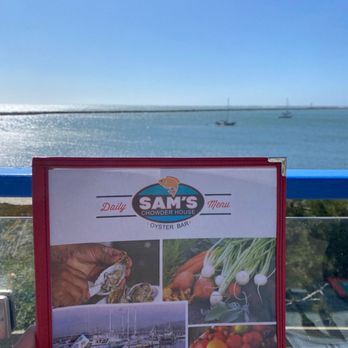 Sam's Chowder House - Lunch time - Seafood Near Me - Half Moon Bay, California Sam's Chowder House - Lunch time - Seafood Near Me - Half Moon Bay, California