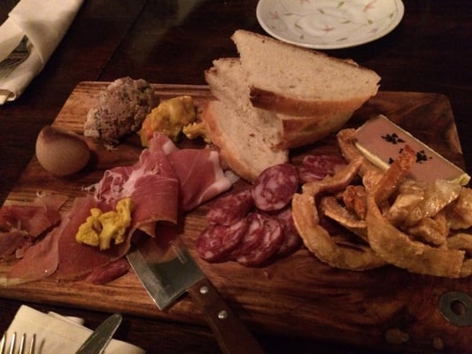 Delicatessen Kitchen & Bar by null