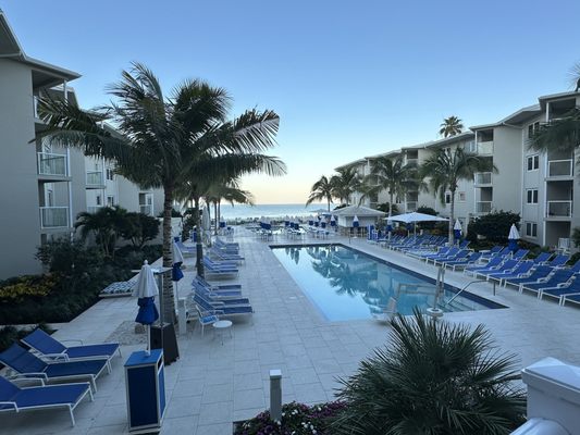 Edgewater Beach Hotel by null