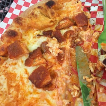 Legends Bar - This was supposed to be extra crispy buffalo chicken pizza...stay away... - Sports Bars Near Me - Niagara Falls, New York